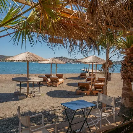 Campsite Odyssey Eco Farm Glamping Galatas (Poros)