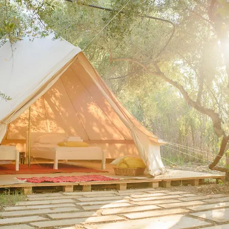 Odyssey Eco Farm Glamping 营地 Galatás
