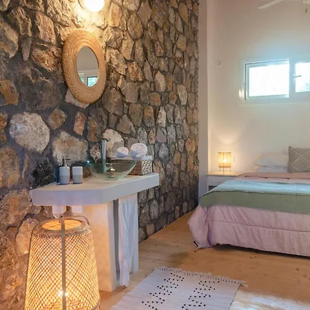 Odyssey Eco Farm Glamping * Galatas (Poros)