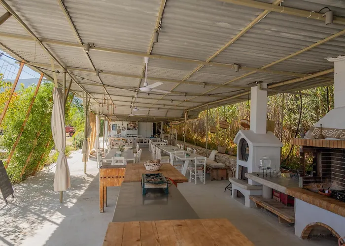 Odyssey Eco Farm Glamping 营地